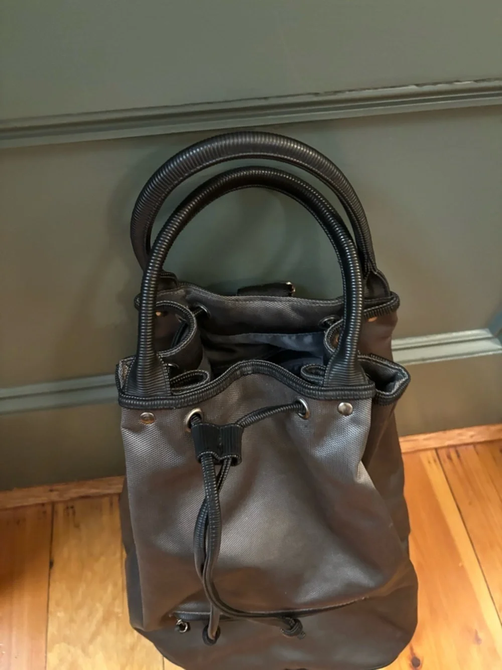 CARLOS FALCHI FALCHI SPORT Designer Drawstring Bucket Bag Grey backpack straps